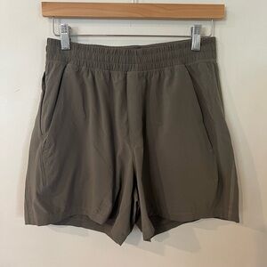 Men’s Lululemon Pace Breaker Linerless Short 5”